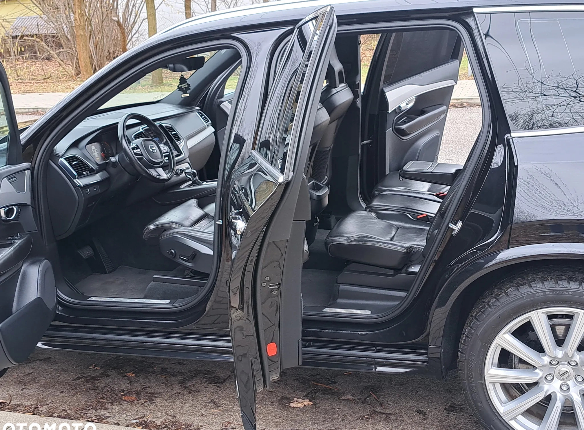 Volvo XC 90 cena 128000 przebieg: 210000, rok produkcji 2016 z Leszno małe 781